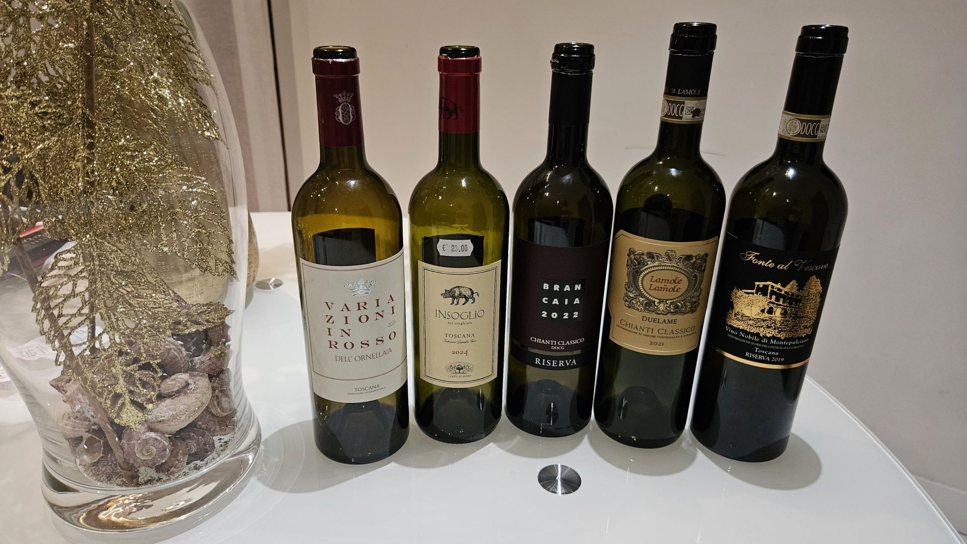 Az út záró palacksora: Variazioni in Rosso, Insoglio del Cinghiale, Brancaia Riserva, Duelame, Fonte al Vescovo